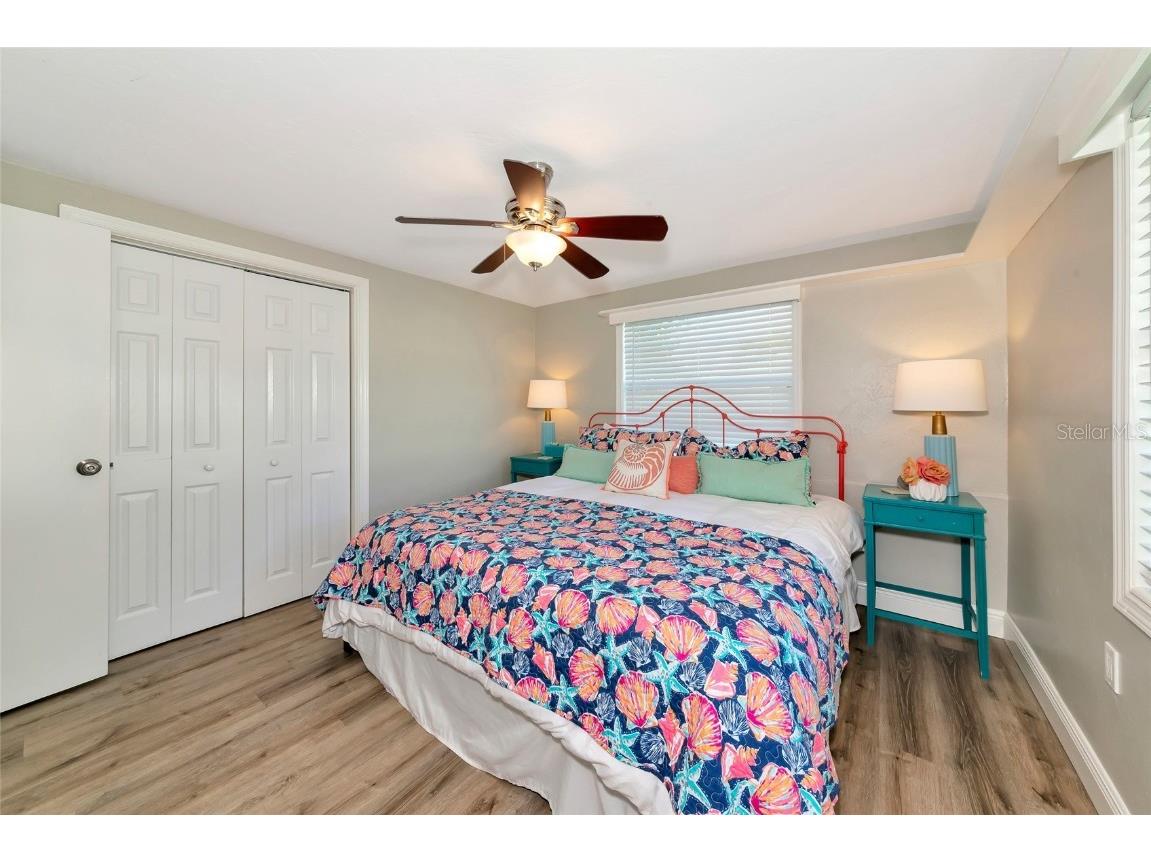 5948 Mirror Lake Road Sarasota FL 34238 A4655443 image14