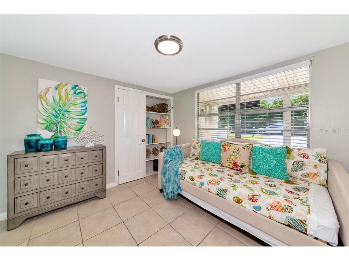 5948 Mirror Lake Road Sarasota FL 34238 A4655443 image16