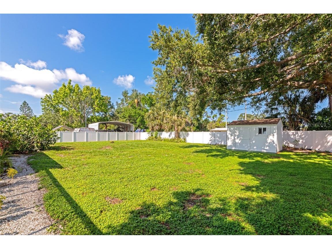 5948 Mirror Lake Road Sarasota FL 34238 A4655443 image36