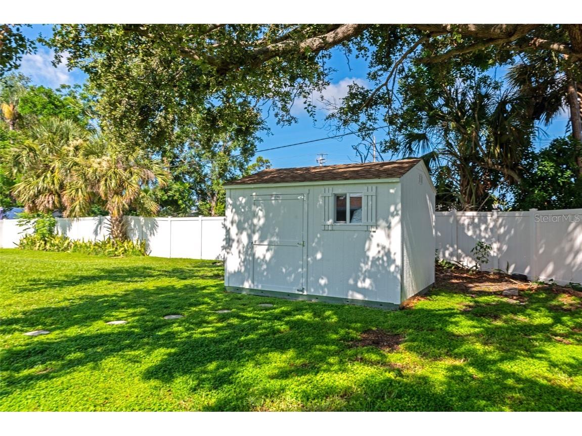 5948 Mirror Lake Road Sarasota FL 34238 A4655443 image37