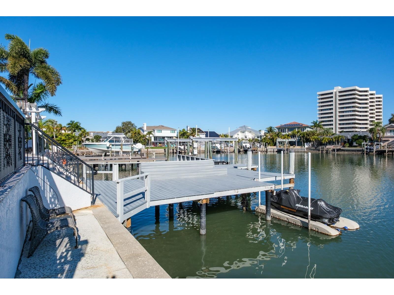 5949 Seabird Drive S Gulfport FL 33707 TB8468575 image3
