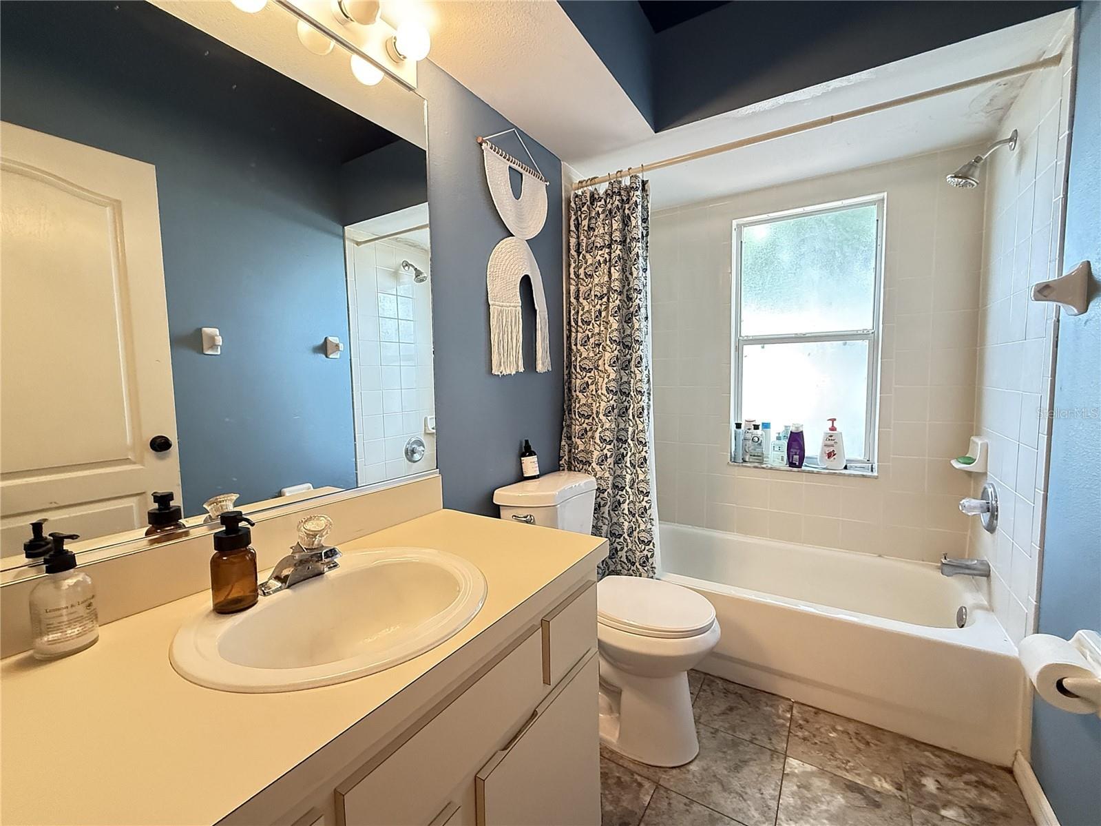 595 56th Avenue S Saint Petersburg FL 33705 TB8507806 image15