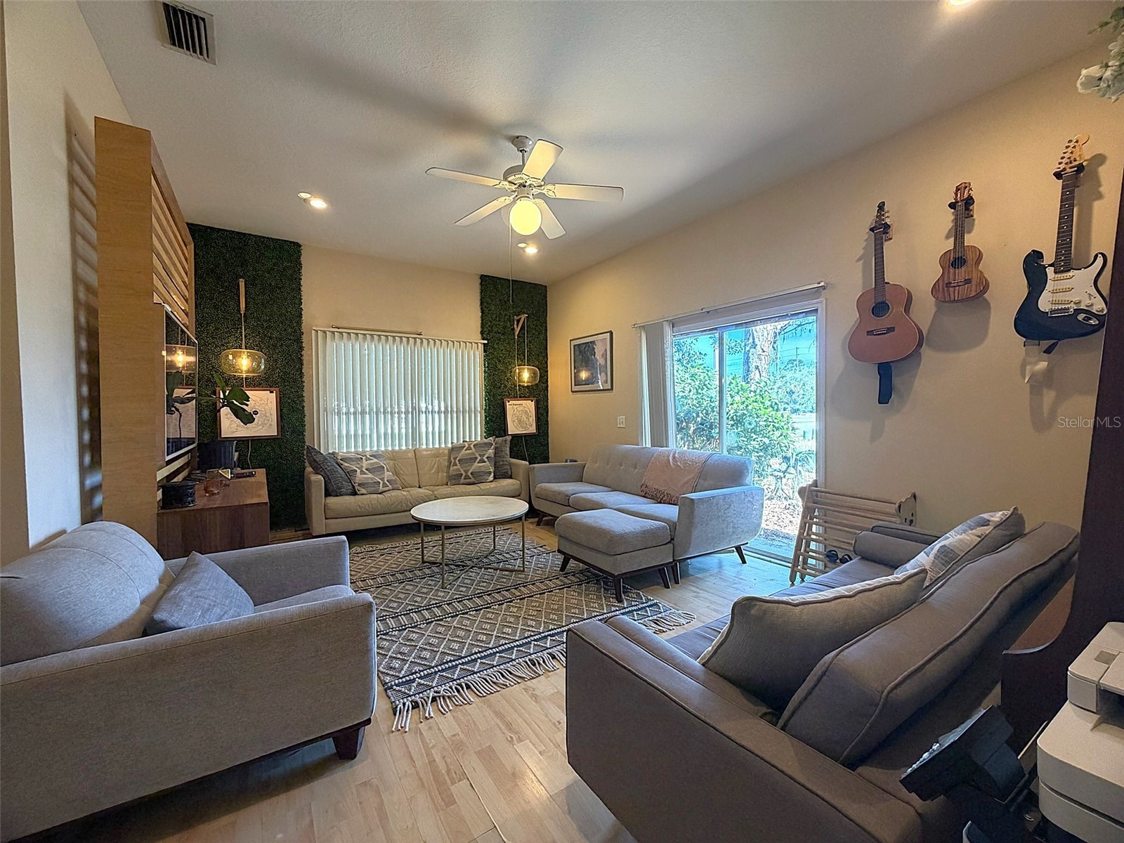 595 56th Avenue S Saint Petersburg FL 33705 TB8507806 image6