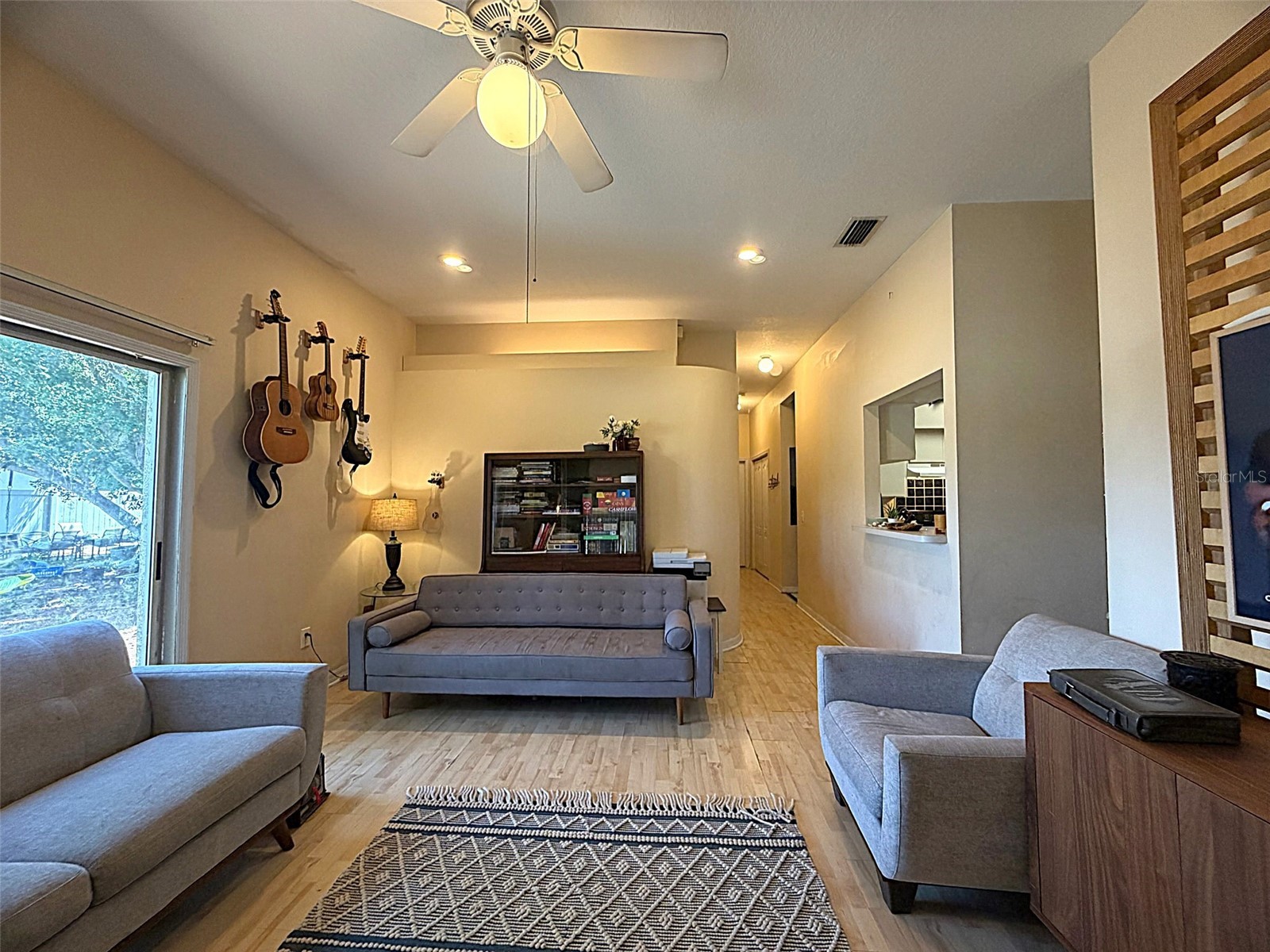 595 56th Avenue S Saint Petersburg FL 33705 TB8507806 image7