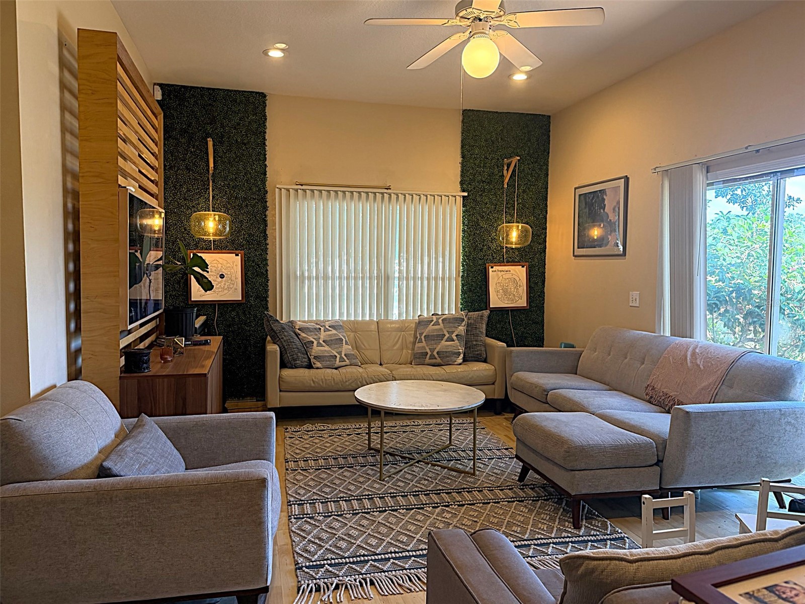 595 56th Avenue S Saint Petersburg FL 33705 TB8507806 image8
