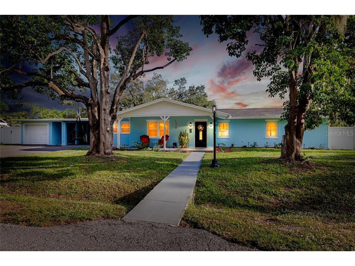 595 Bahama Road Venice FL 34293 A4618383 image1