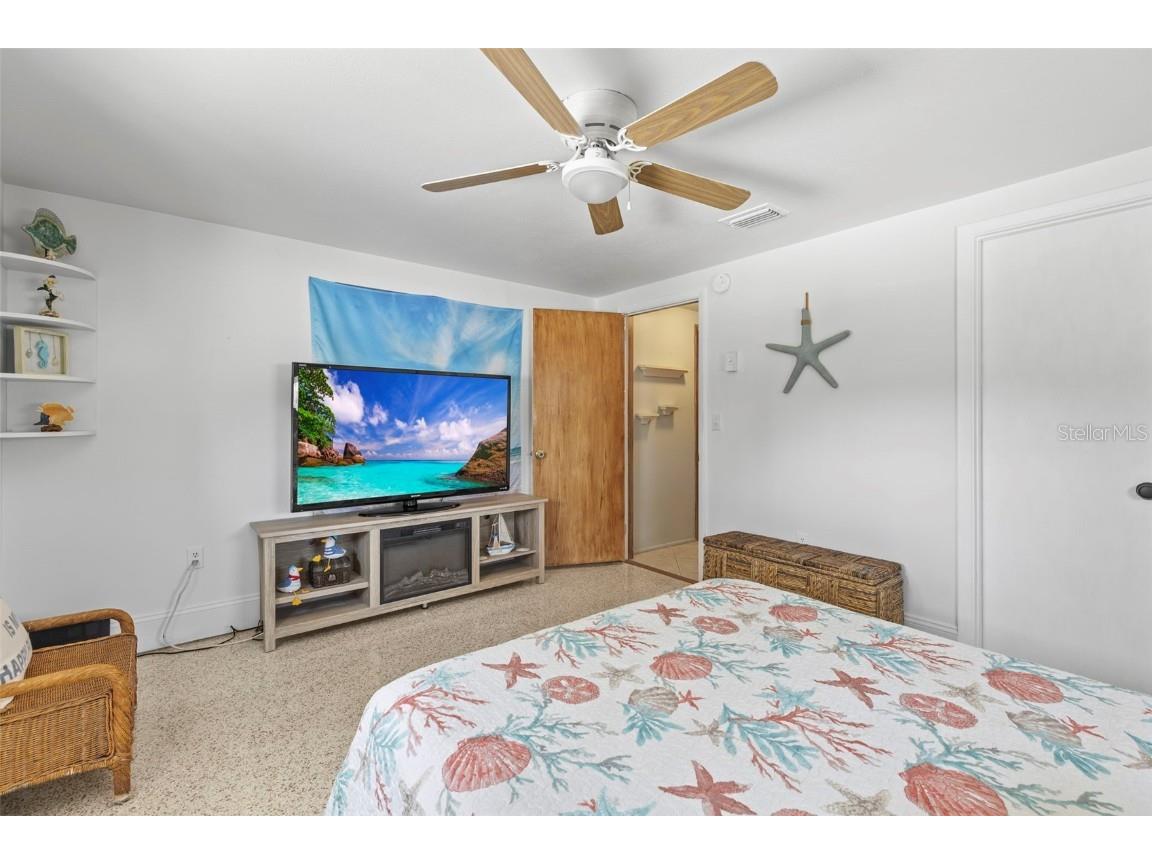 595 Denburn Court Englewood FL 34223 TB8445834 image17