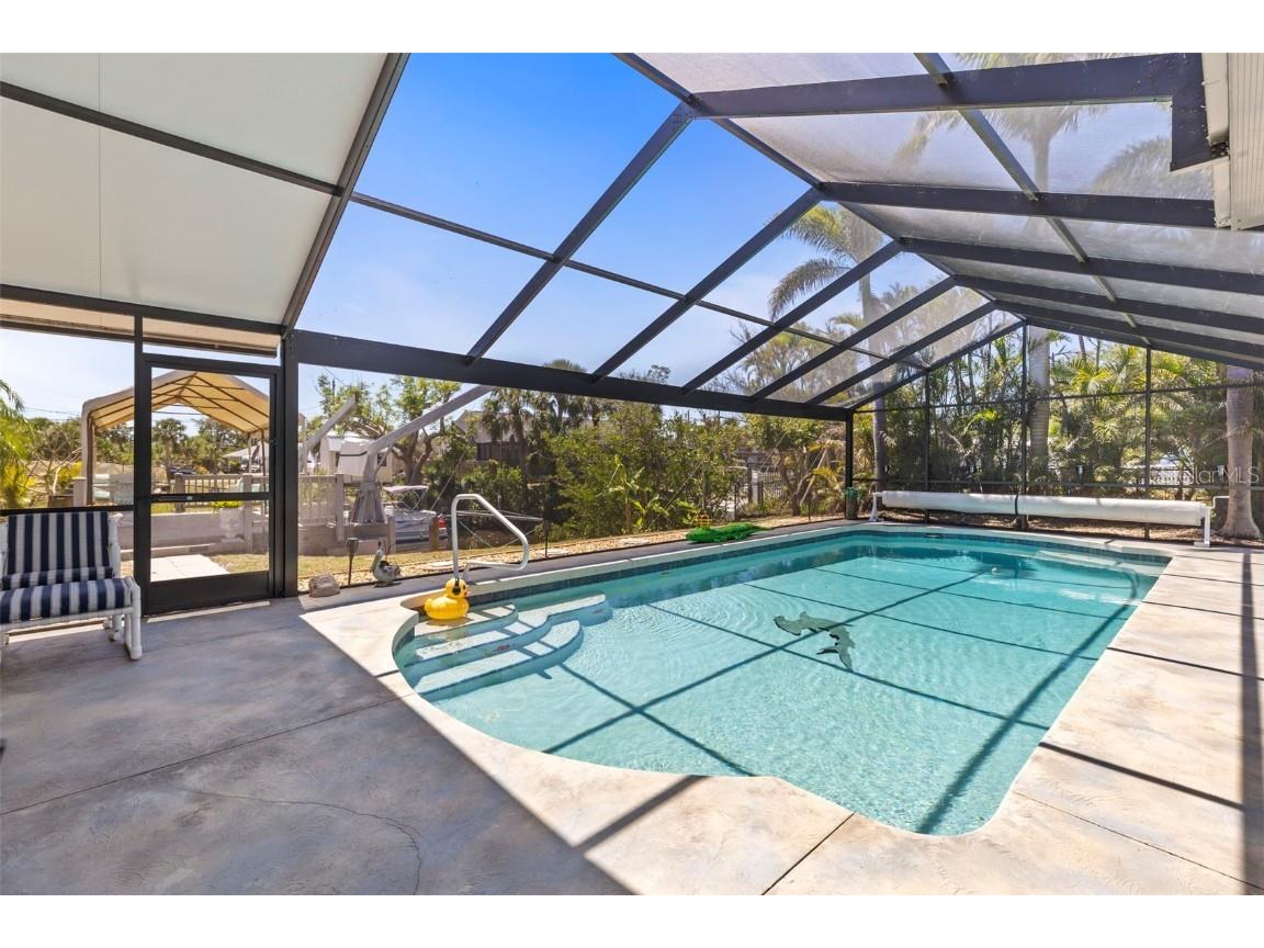 595 Denburn Court Englewood FL 34223 TB8445834 image3