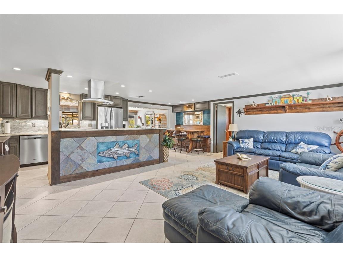 595 Denburn Court Englewood FL 34223 TB8445834 image4