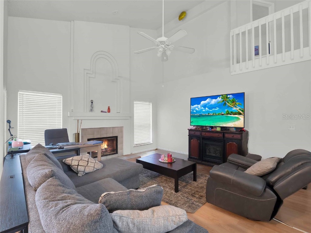 595 Queensbridge Drive Lake Mary FL 32746 O6362627 image2