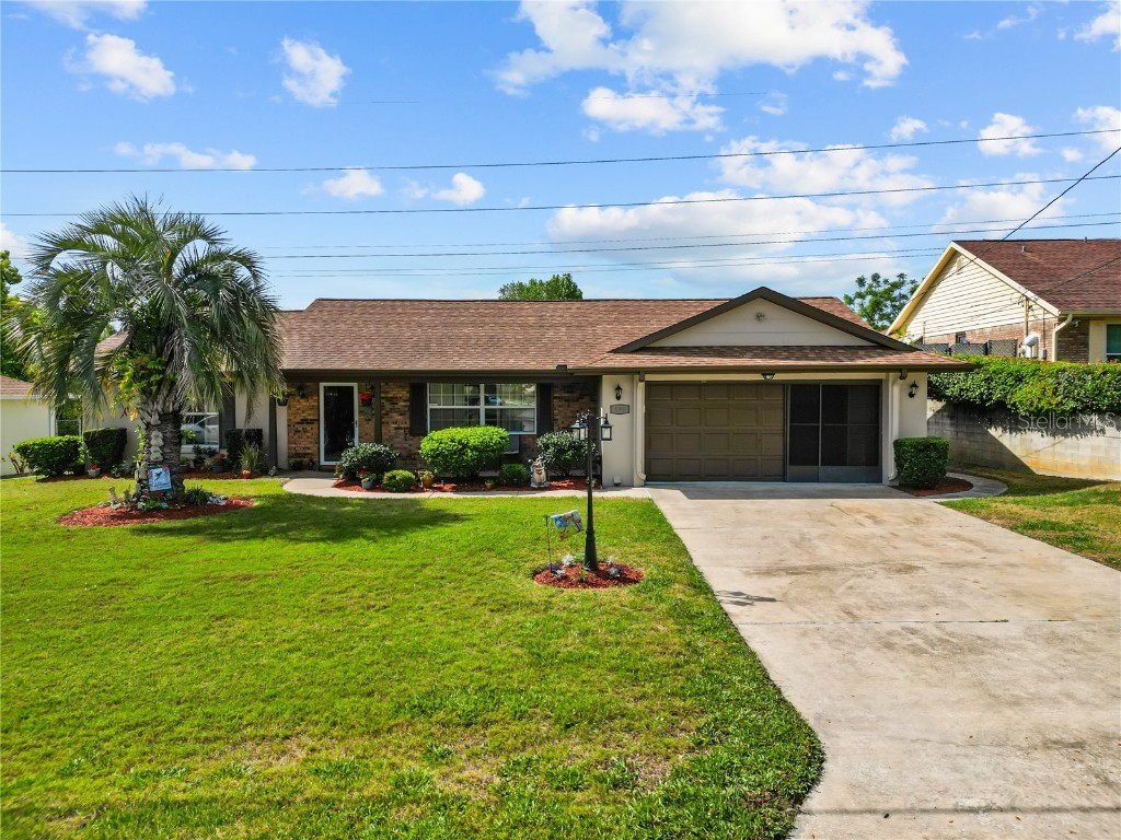 595 S Glancy Drive Deltona FL 32725 V4935483 image1