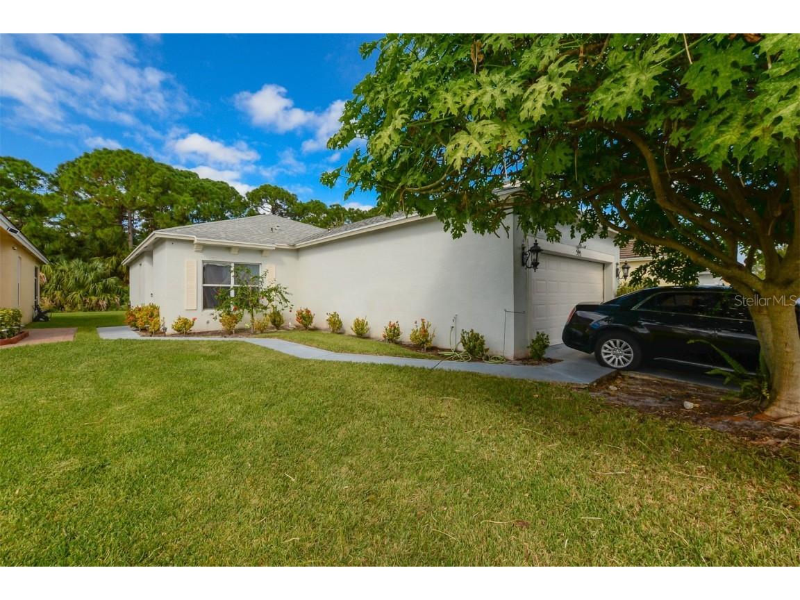 595 SW Indian Key Drive Port Saint Lucie FL 34986 O6154380 image1