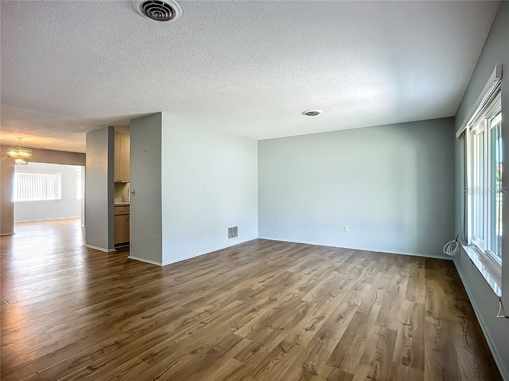 595 W Seminole Drive Venice FL 34293 N6141699 image7