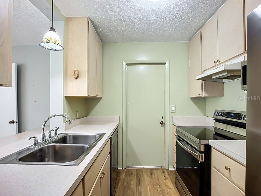 595 W Seminole Drive Venice FL 34293 N6141699 image9