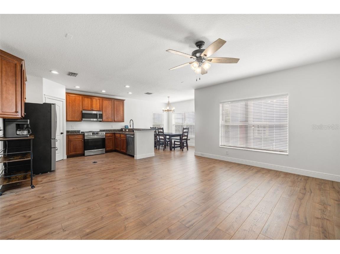 5950 Beaconpark Street Lithia FL 33547 TB8456052 image18