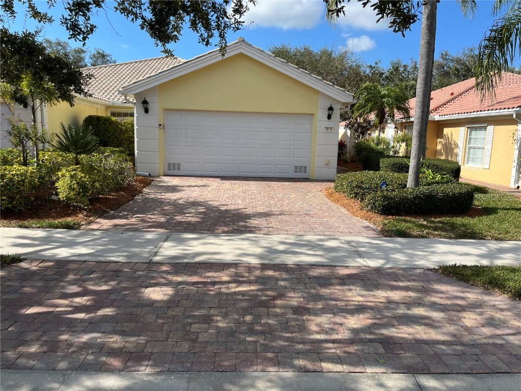 5950 Benevento Drive Sarasota FL 34238 A4598077 image1