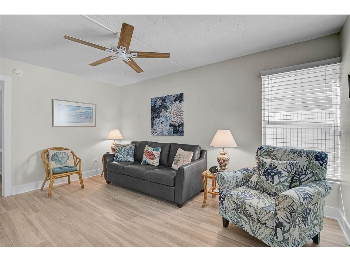 5950 Midnight Pass Road #101 Sarasota FL 34242 A4672338 image10