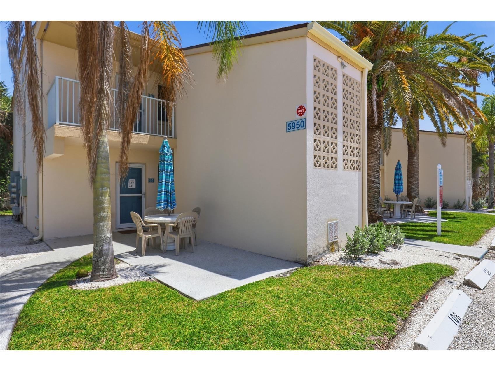 5950 Midnight Pass Road #101 Sarasota FL 34242 A4694128 image37