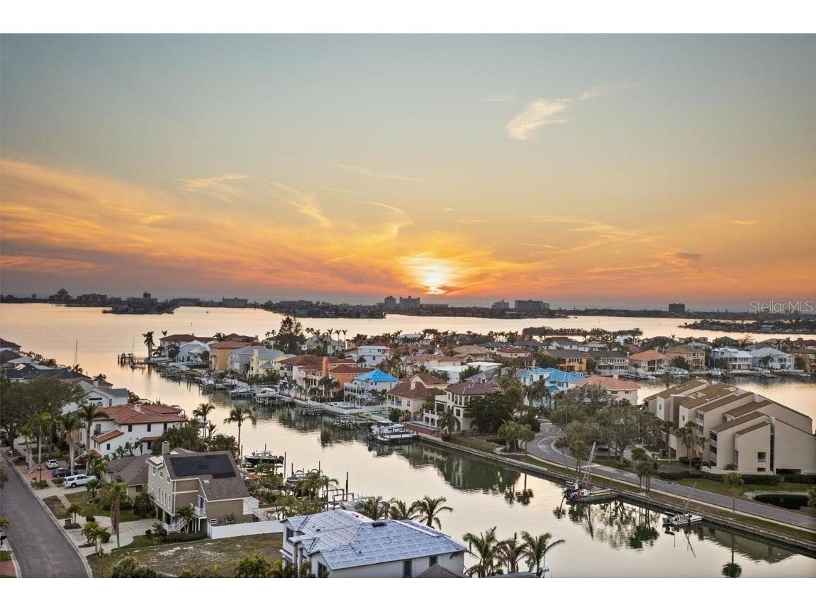 5950 Pelican Bay Plaza S #1004 Gulfport FL 33707 TB8407228 image1