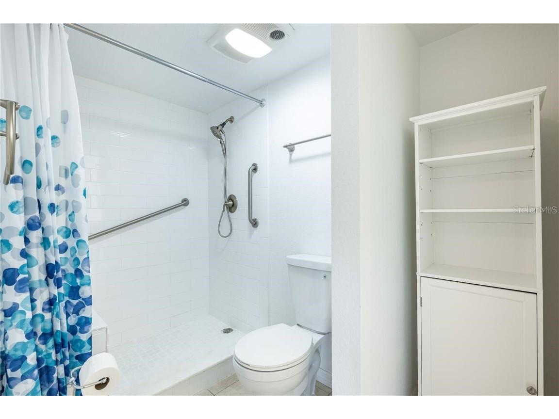 5950 Pelican Bay Plaza S #204 Gulfport FL 33707 TB8443866 image17