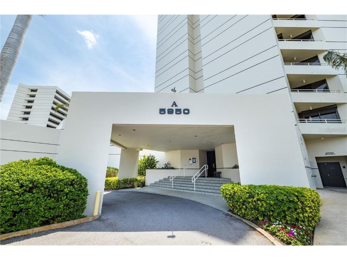 5950 Pelican Bay Plaza S #204 Gulfport FL 33707 TB8443870 image3