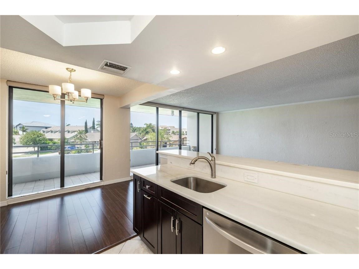 5950 Pelican Bay Plaza S #204 Gulfport FL 33707 TB8443870 image7