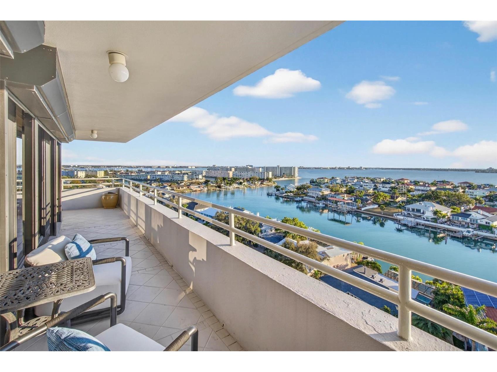 5950 Pelican Bay Plaza S #2A Saint Petersburg FL 33707 TB8473240 image23