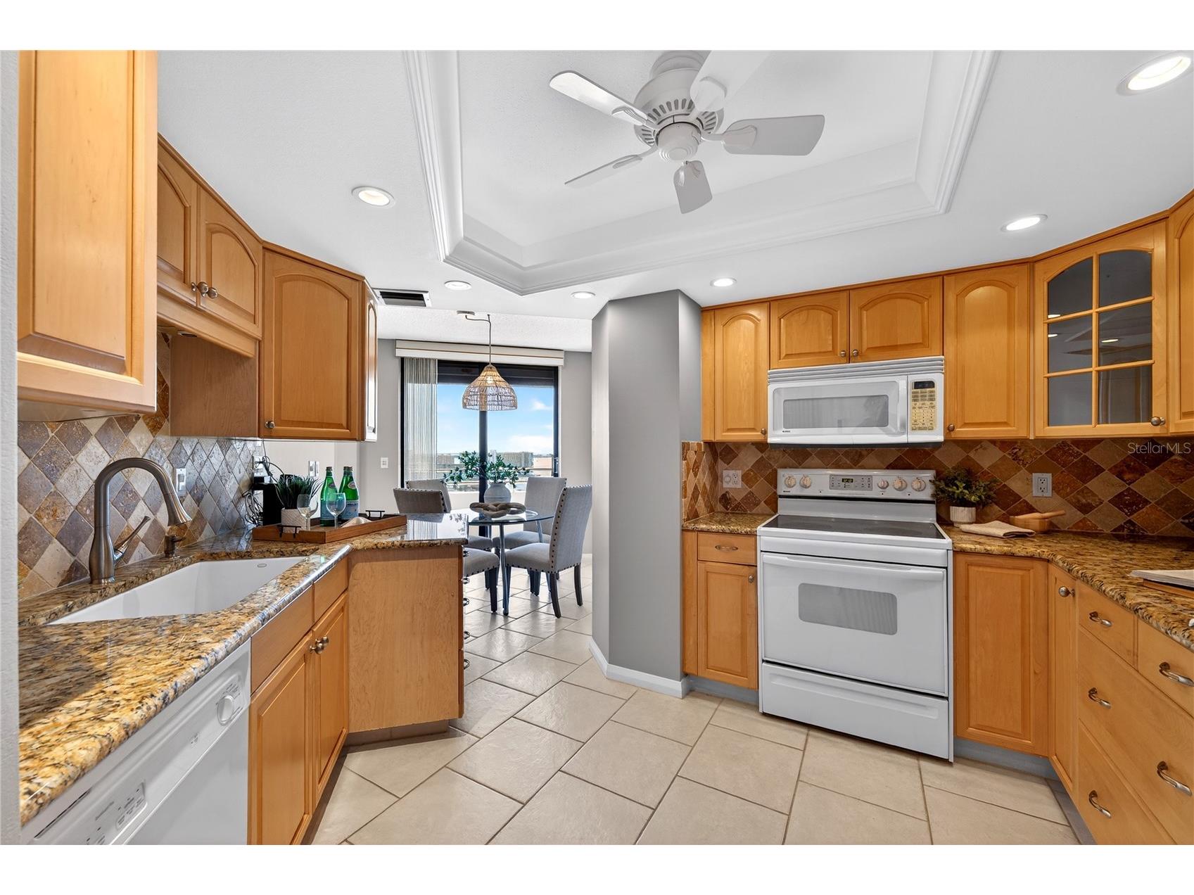 5950 Pelican Bay Plaza S #2E Gulfport FL 33707 - BOCA CIEGA BAY TB8478290 image15