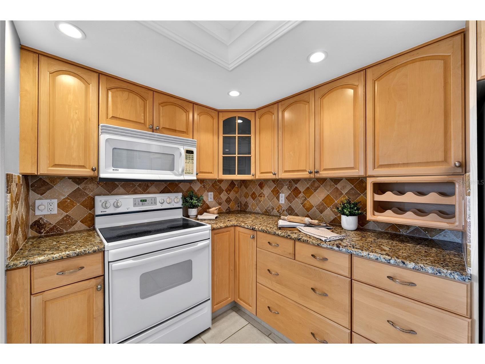 5950 Pelican Bay Plaza S #2E Gulfport FL 33707 - BOCA CIEGA BAY TB8478290 image17