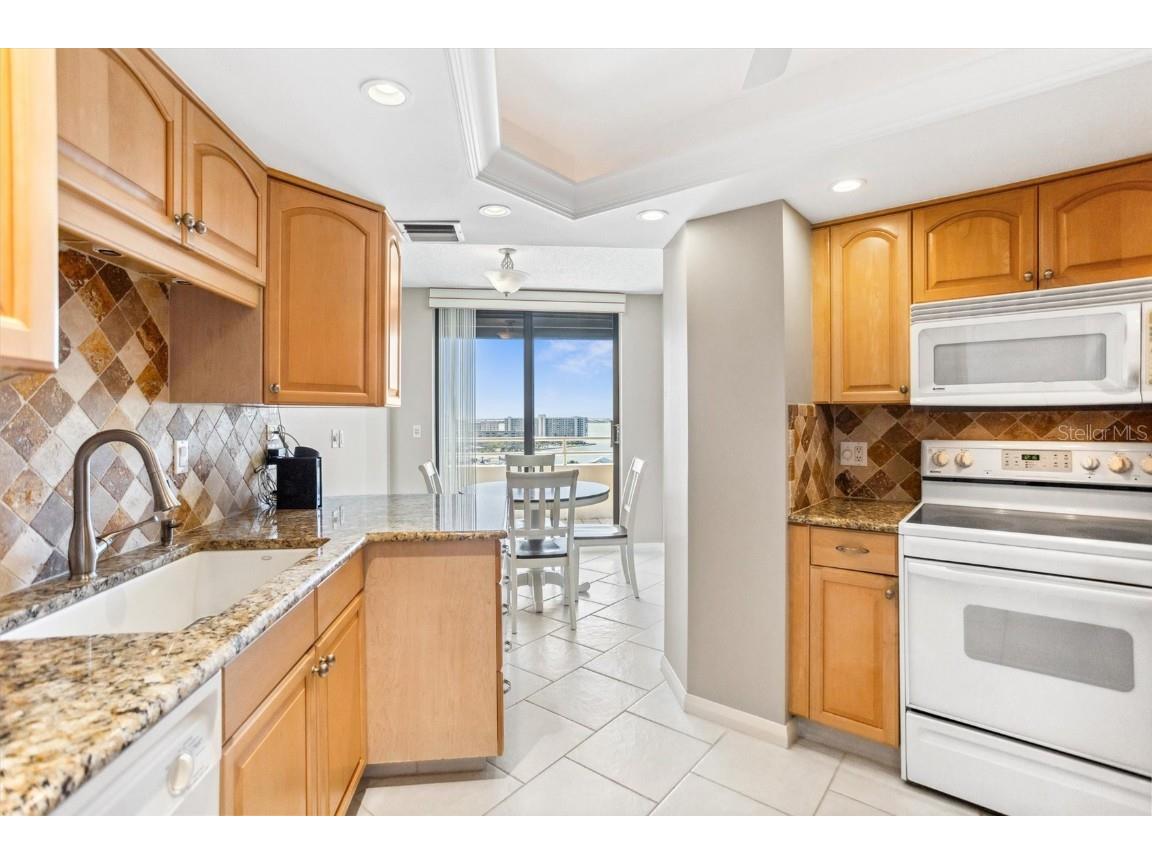 5950 Pelican Bay Plaza S #2E Saint Petersburg FL 33707 TB8360190 image4