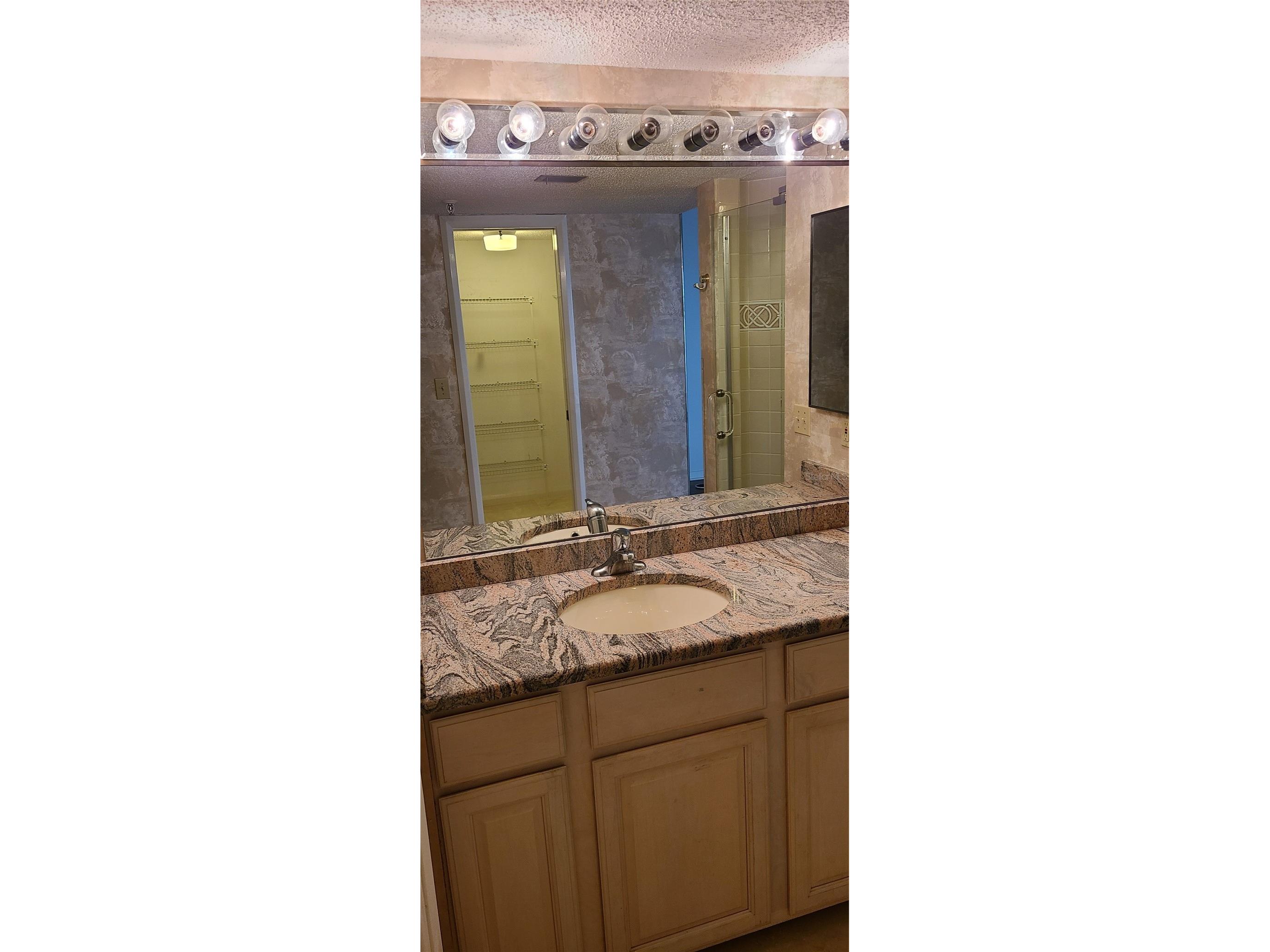 5950 Pelican Bay Plaza S #PH-1B Saint Petersburg FL 33707 TB8457319 image17