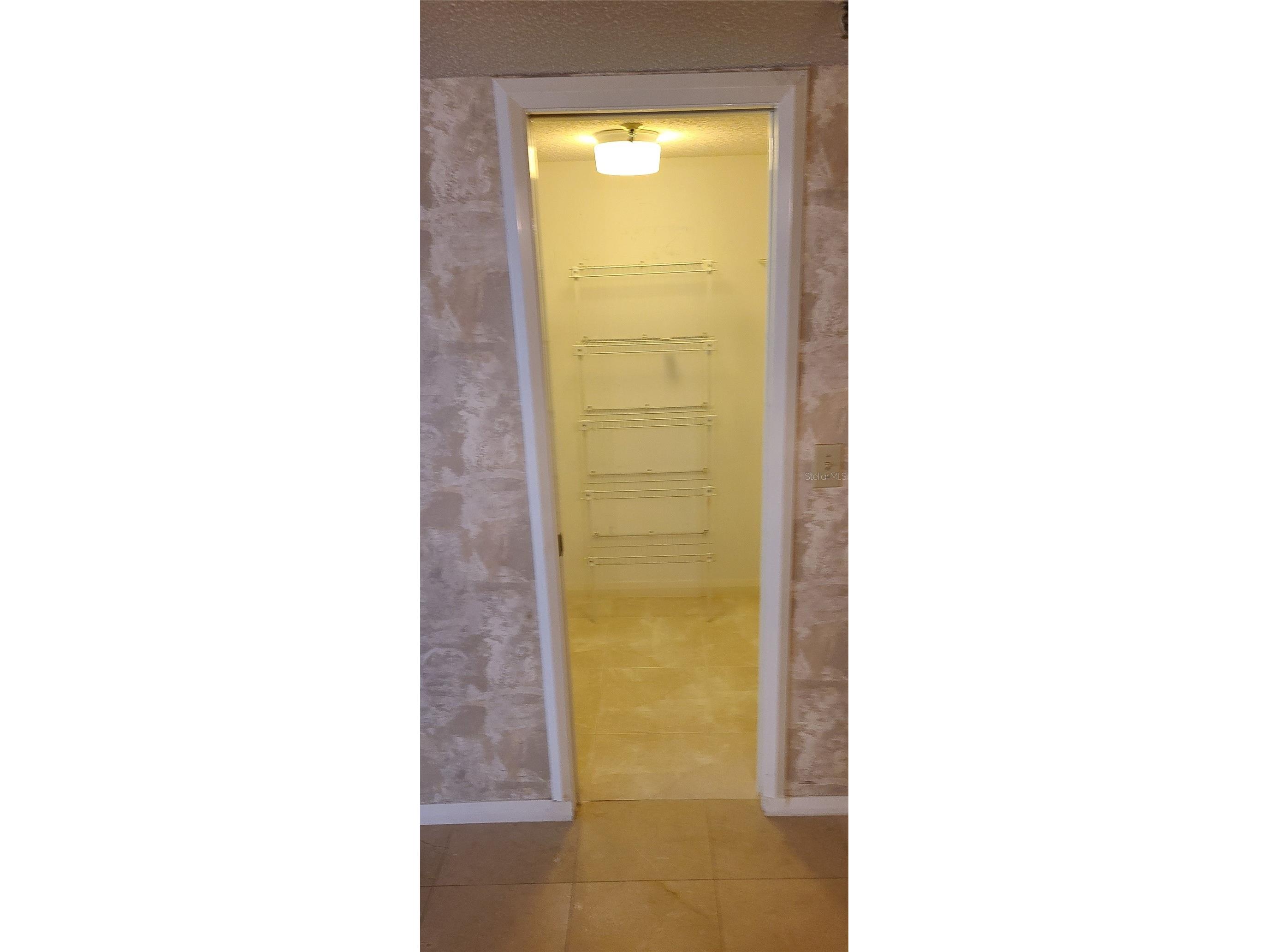 5950 Pelican Bay Plaza S #PH-1B Saint Petersburg FL 33707 TB8457319 image18