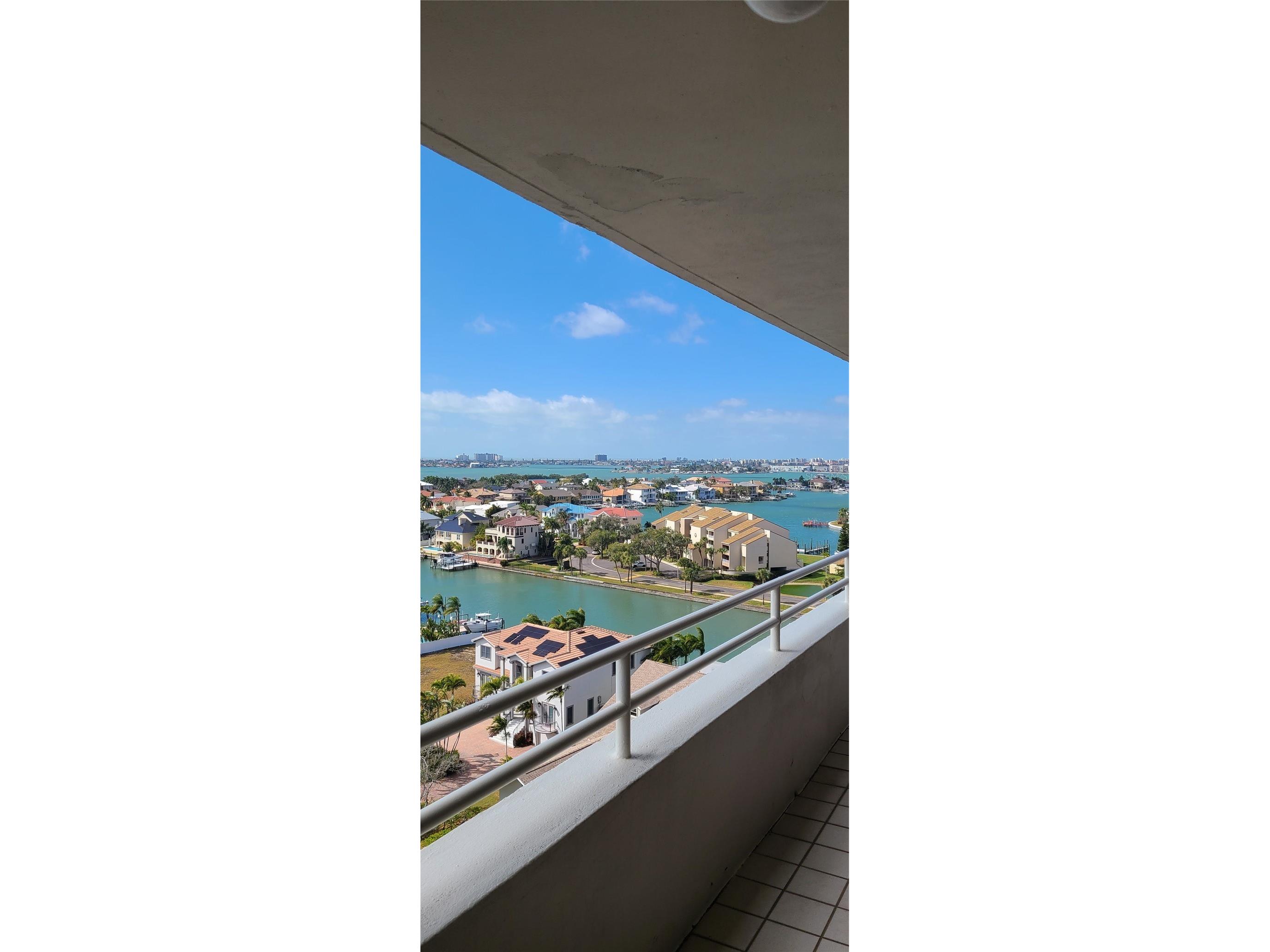 5950 Pelican Bay Plaza S #PH-1B Saint Petersburg FL 33707 TB8457319 image29
