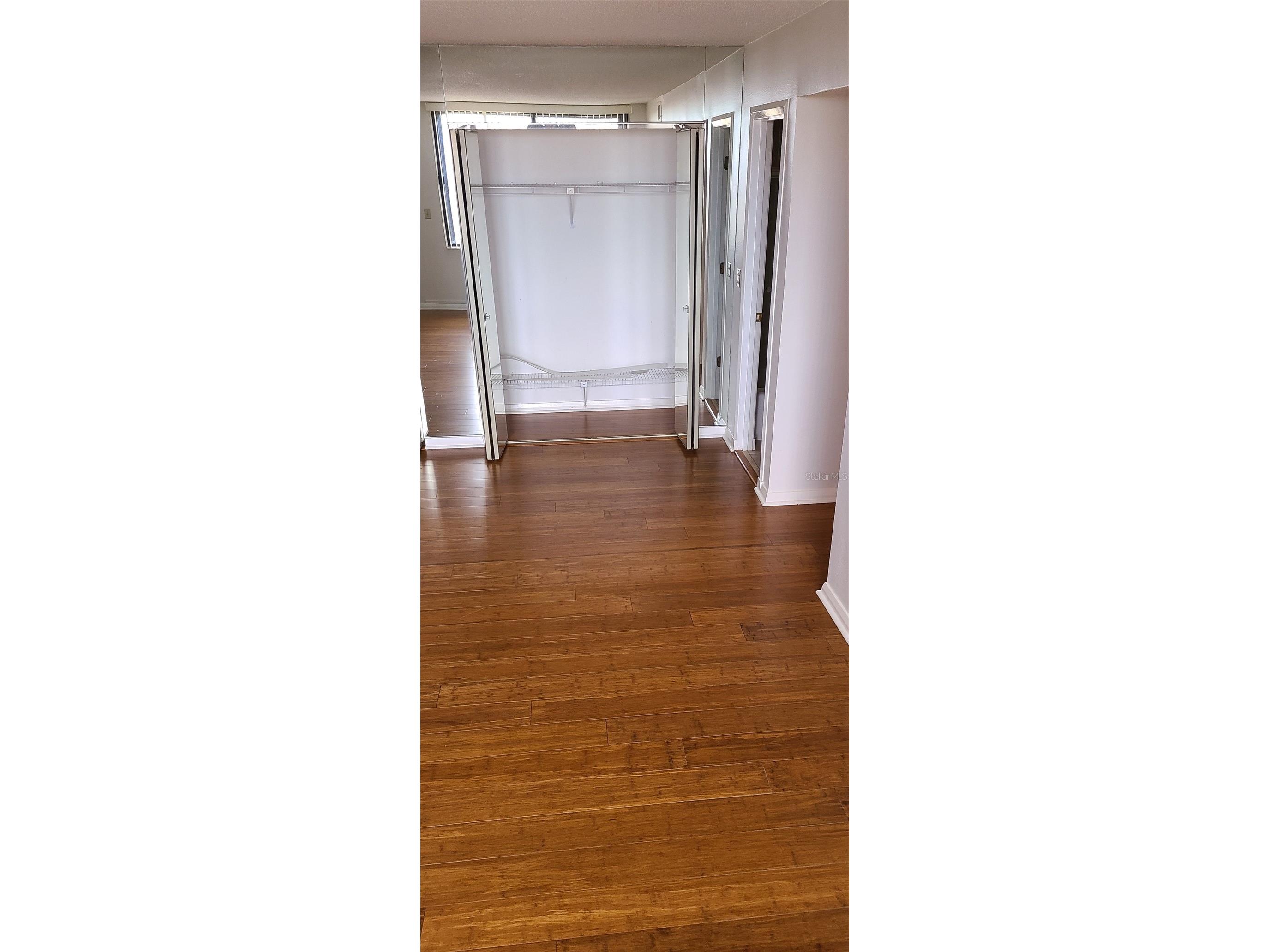 5950 Pelican Bay Plaza S #PH-1B Saint Petersburg FL 33707 TB8457319 image8