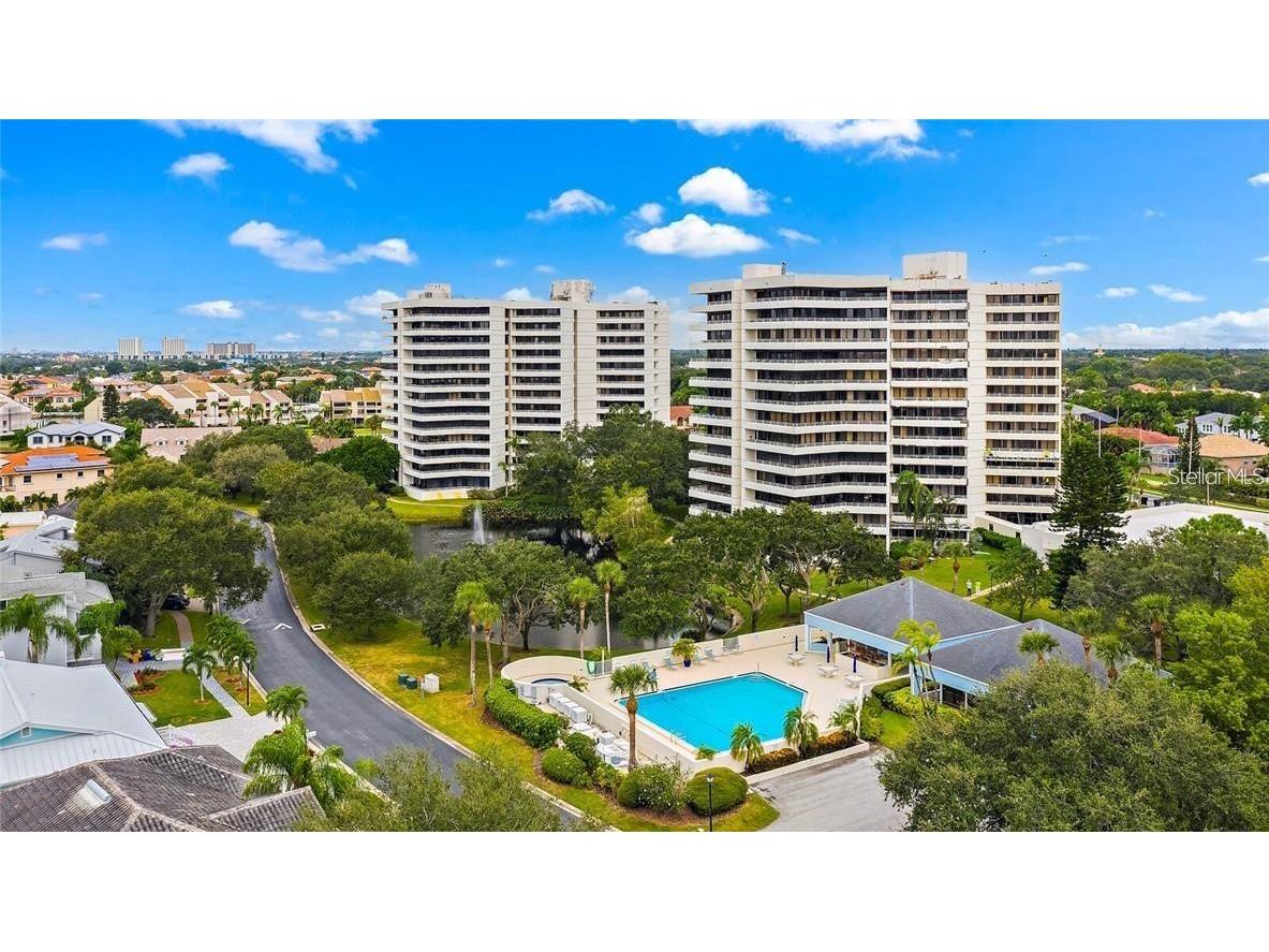 5950 Pelican Bay Plaza S #PH-1C Gulfport FL 33707 TB8418904 image1