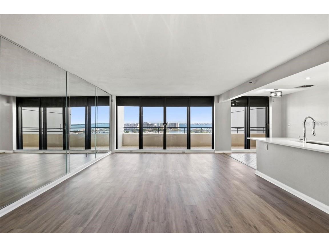 5950 Pelican Bay Plaza S #PH-1C Gulfport FL 33707 TB8418904 image17