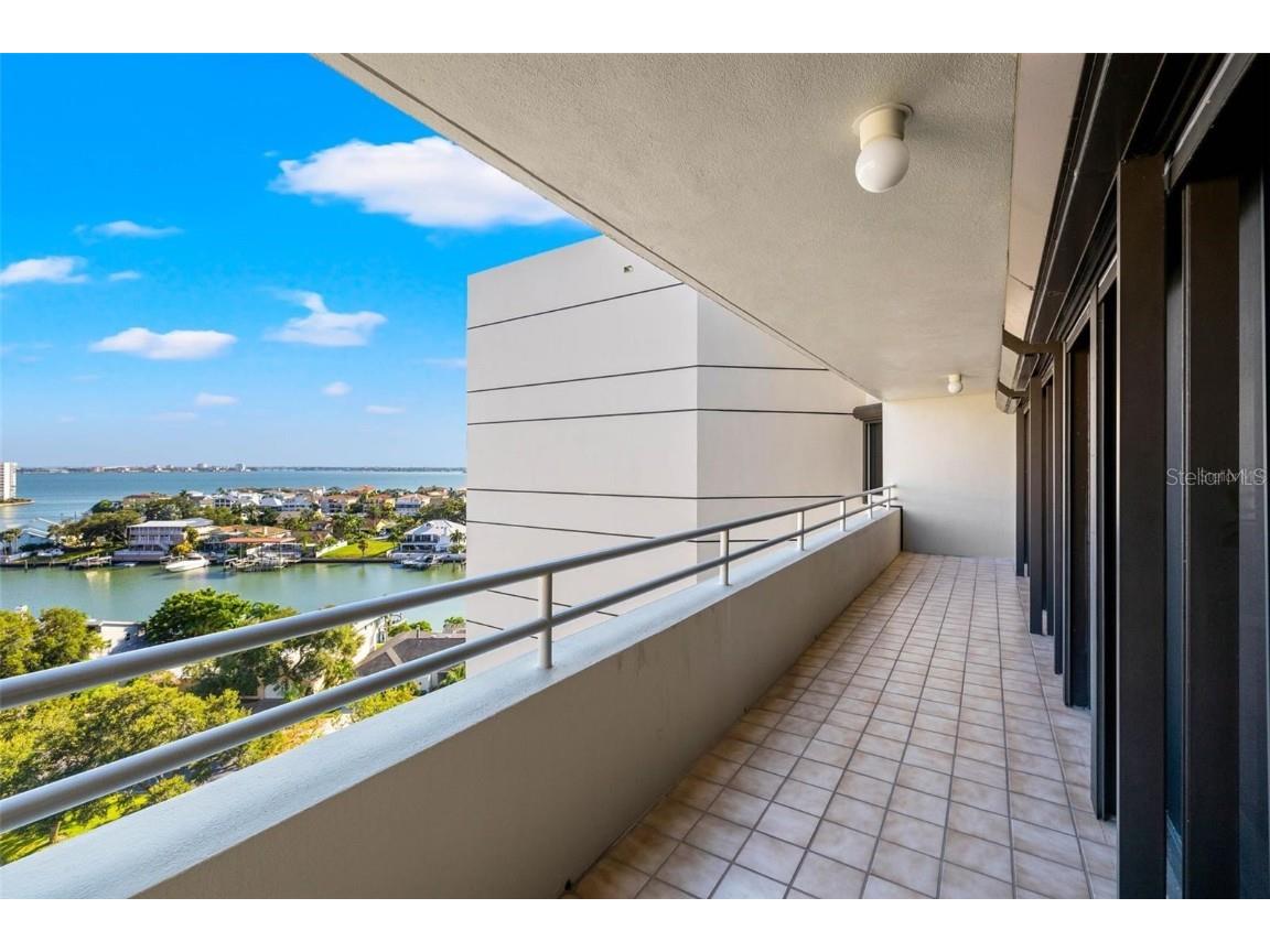 5950 Pelican Bay Plaza S #PH-1C Gulfport FL 33707 TB8418904 image18