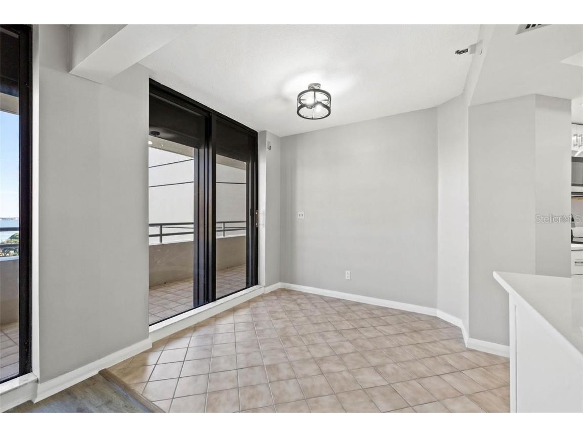 5950 Pelican Bay Plaza S #PH-1C Gulfport FL 33707 TB8418904 image25