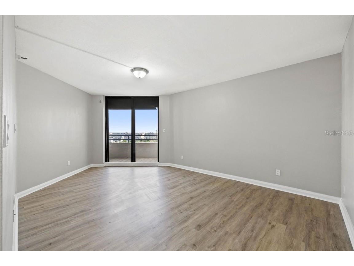 5950 Pelican Bay Plaza S #PH-1C Gulfport FL 33707 TB8418904 image32