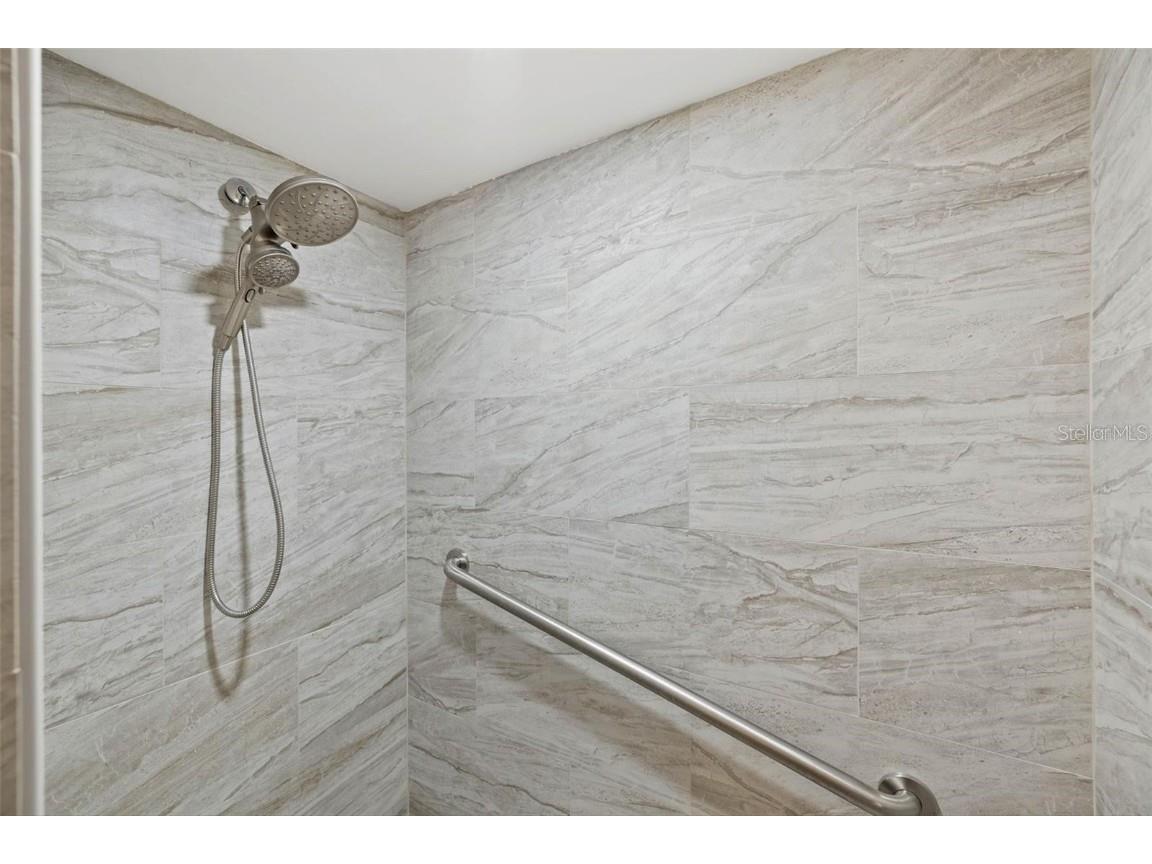 5950 Pelican Bay Plaza S #PH-1C Gulfport FL 33707 TB8418904 image34