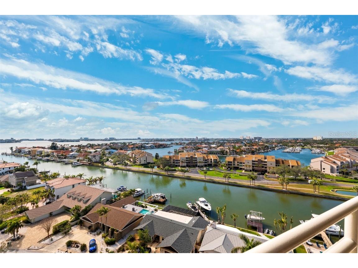 5950 Pelican Bay Plaza S #PH-2F Gulfport FL 33707 TB8352142 image11