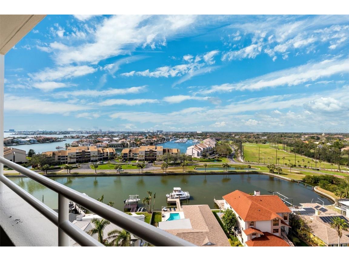 5950 Pelican Bay Plaza S #PH-2F Gulfport FL 33707 TB8352142 image32