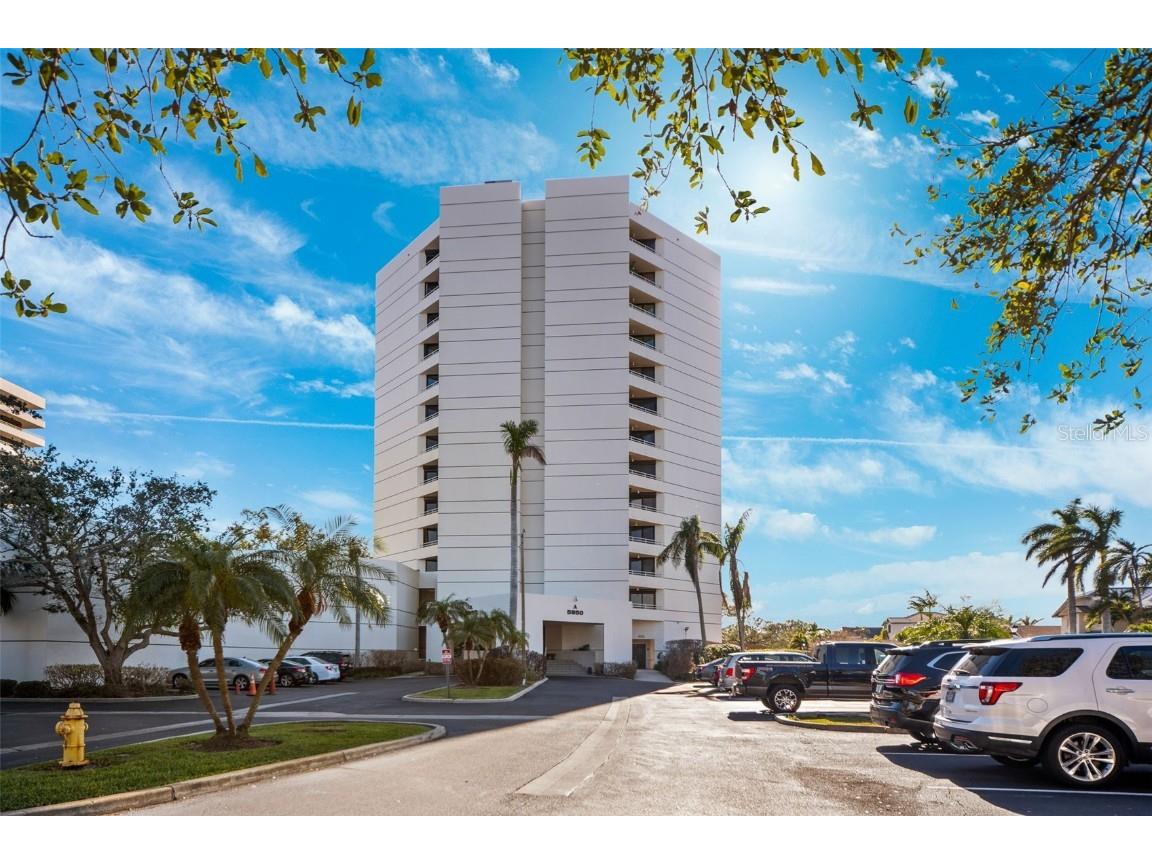 5950 Pelican Bay Plaza S #PH-2F Gulfport FL 33707 TB8352142 image34