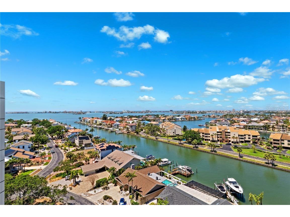 5950 Pelican Bay Plaza S #PH-2F Gulfport FL 33707 TB8352142 image4