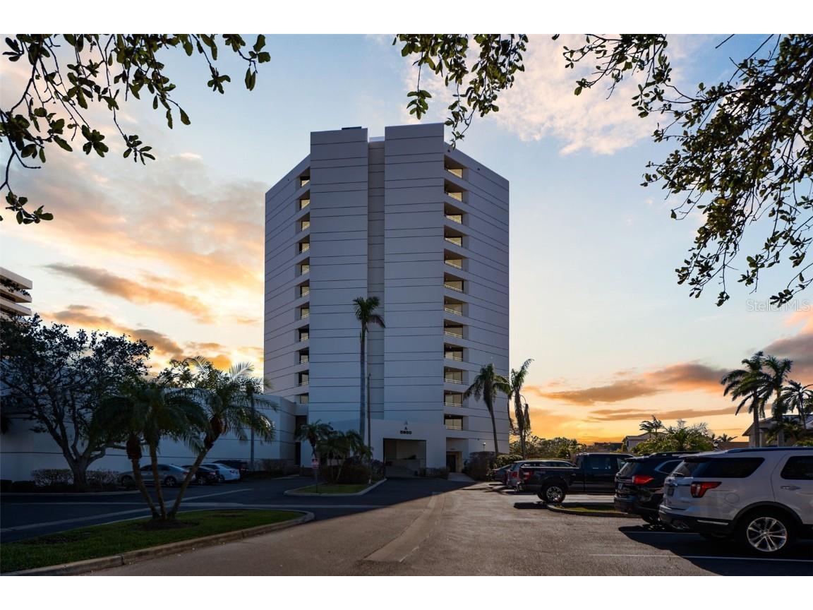 5950 Pelican Bay Plaza S #PH-2F Gulfport FL 33707 TB8352142 image50