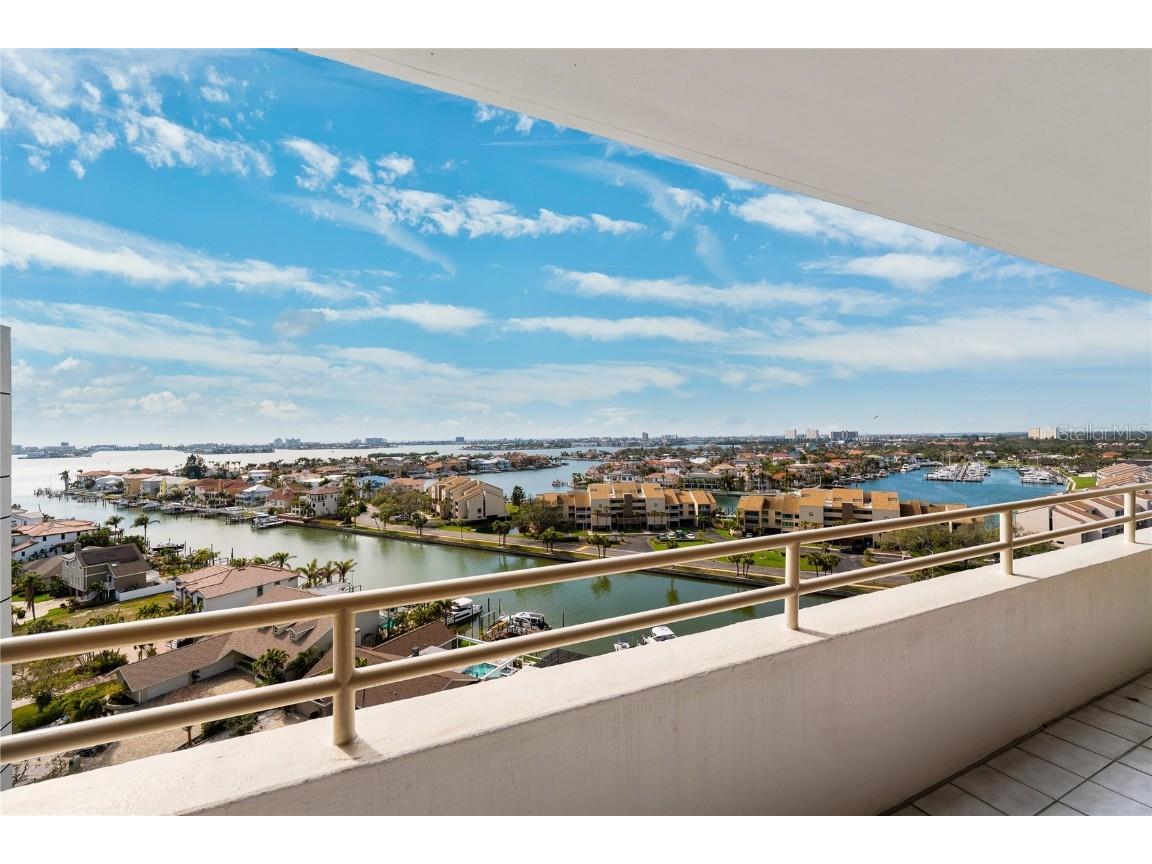 5950 Pelican Bay Plaza S #PH-2F Gulfport FL 33707 TB8352142 image52