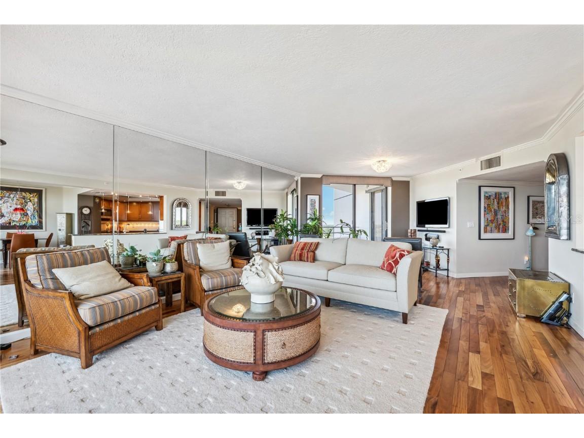 5950 Pelican Bay Plaza S #PH-2F Gulfport FL 33707 TB8352142 image9