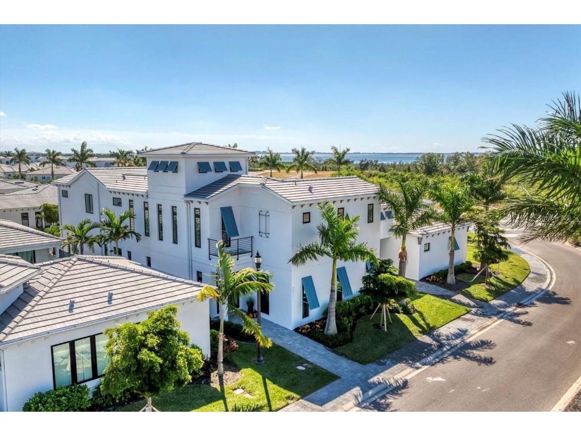 5951 Redbay Boulevard Bradenton FL 34210 A4670225 image1