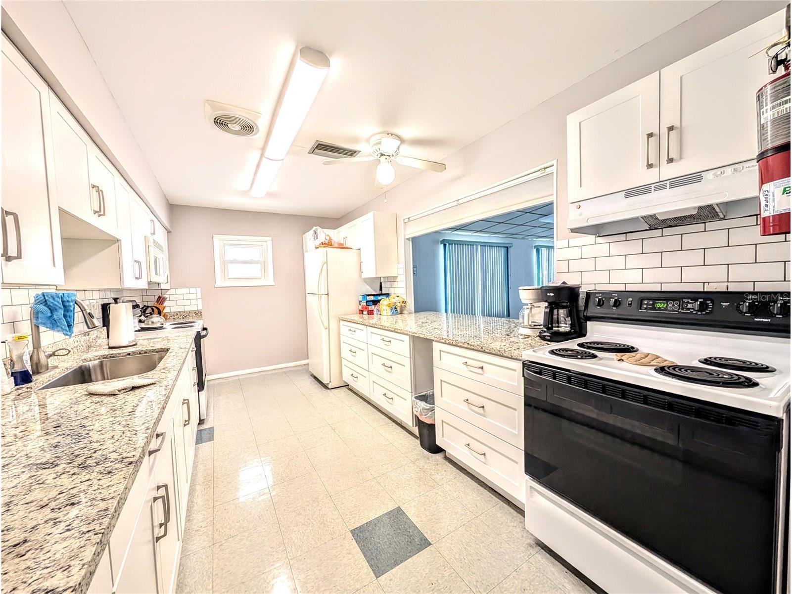 5951 Todd Street #D37 Bradenton FL 34207 A4650881 image23