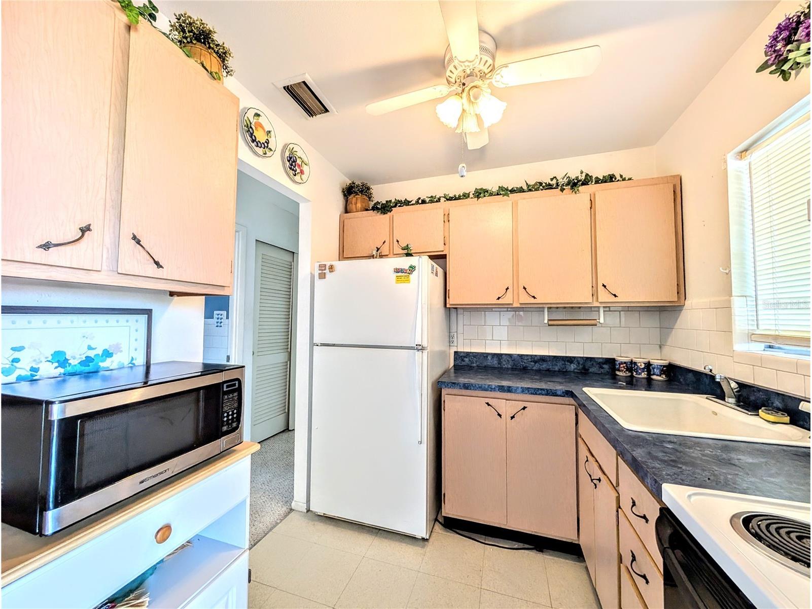 5951 Todd Street #D37 Bradenton FL 34207 A4650881 image3